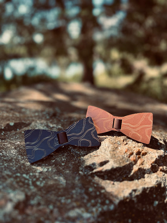 Trailblazer Tie wooden bow tie - IVAN