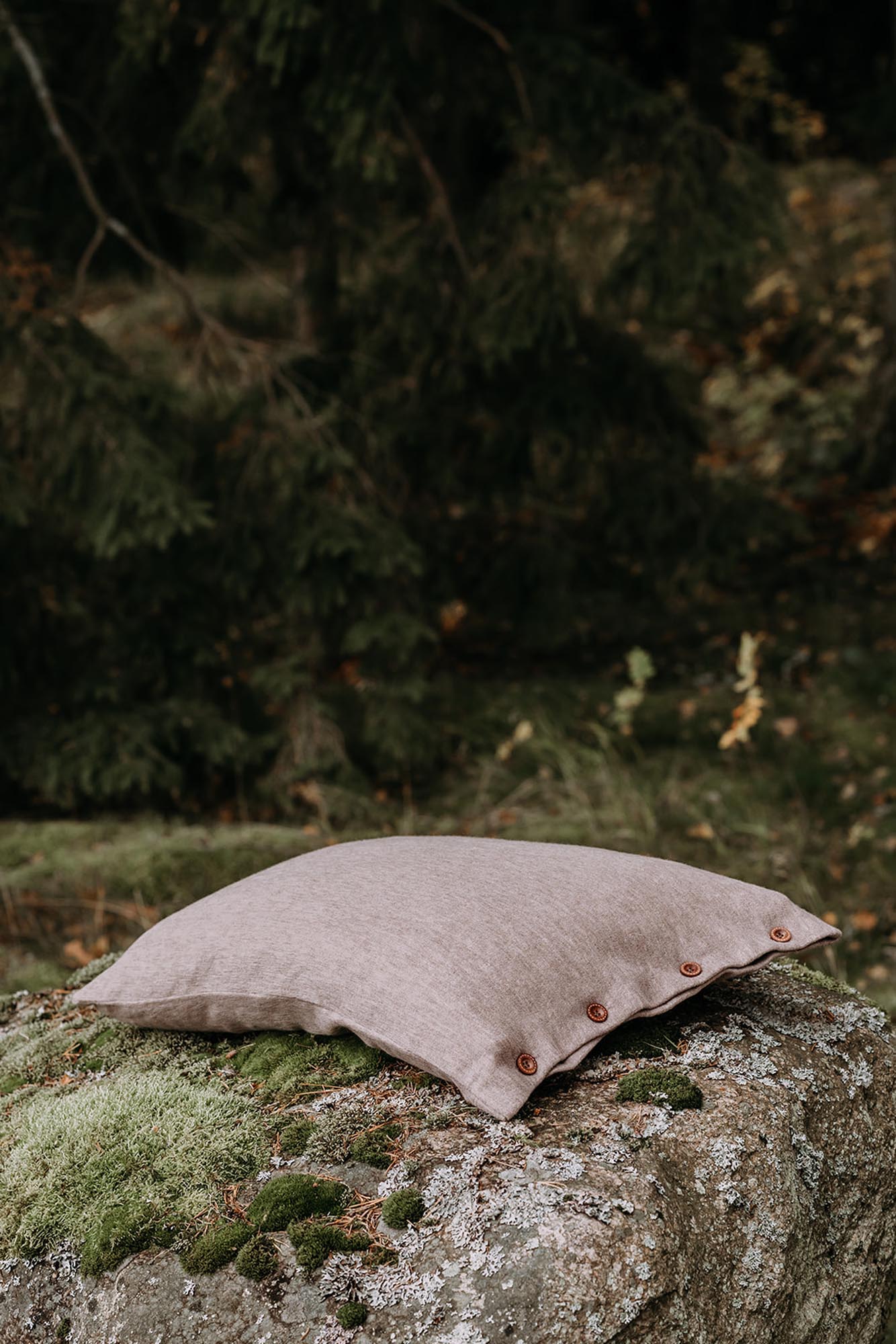 Nomad Nest merino wool pillow case - IVAN